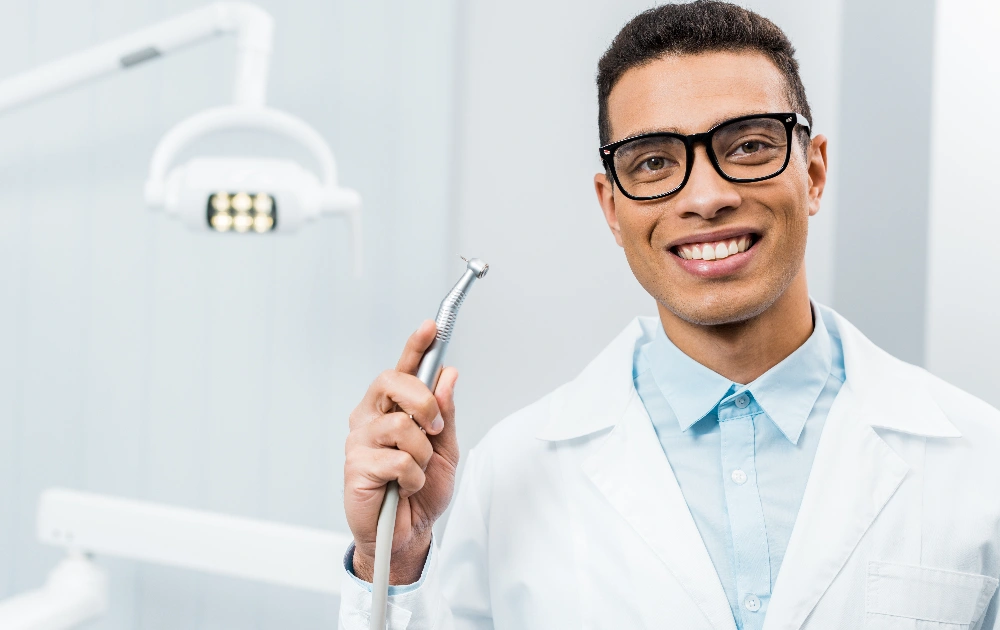 Dentist in Al Muraqqabat, Dubai