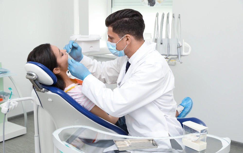 Dentist in Naif, Dubai